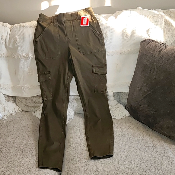 SPANX Pants - Brand new... Size medium olive green cargo Spanx